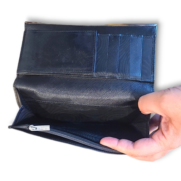 Salvatore Ferragamo Authentic Leather Long Wallet - Picture 12 of 16